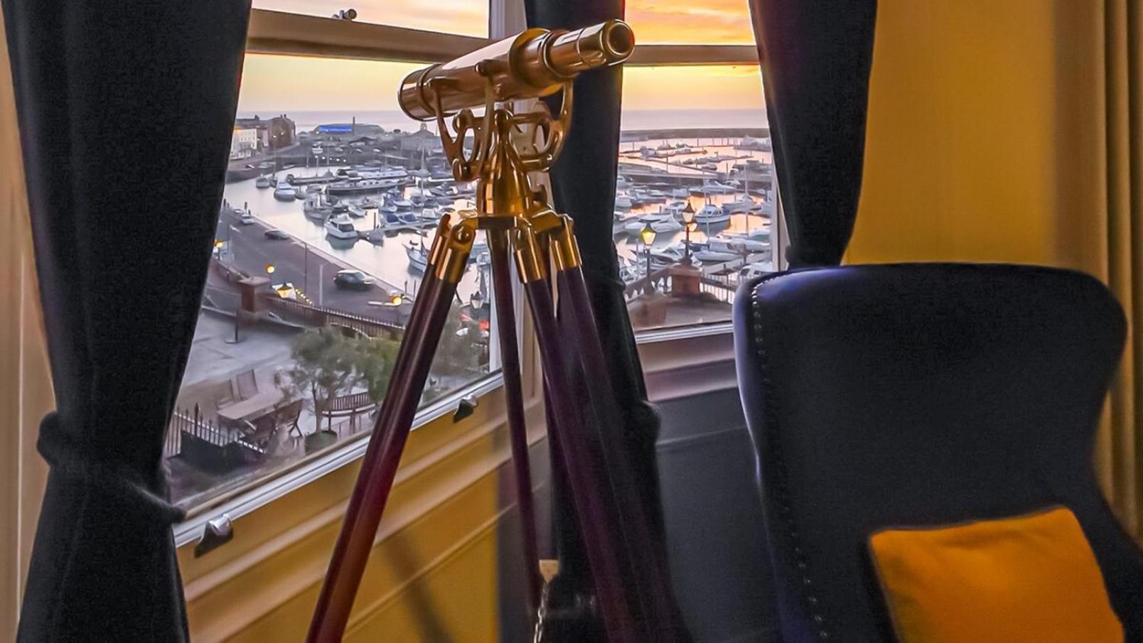 Appartamento Luxury Ramsgate Harbour View By Adliv Esterno foto